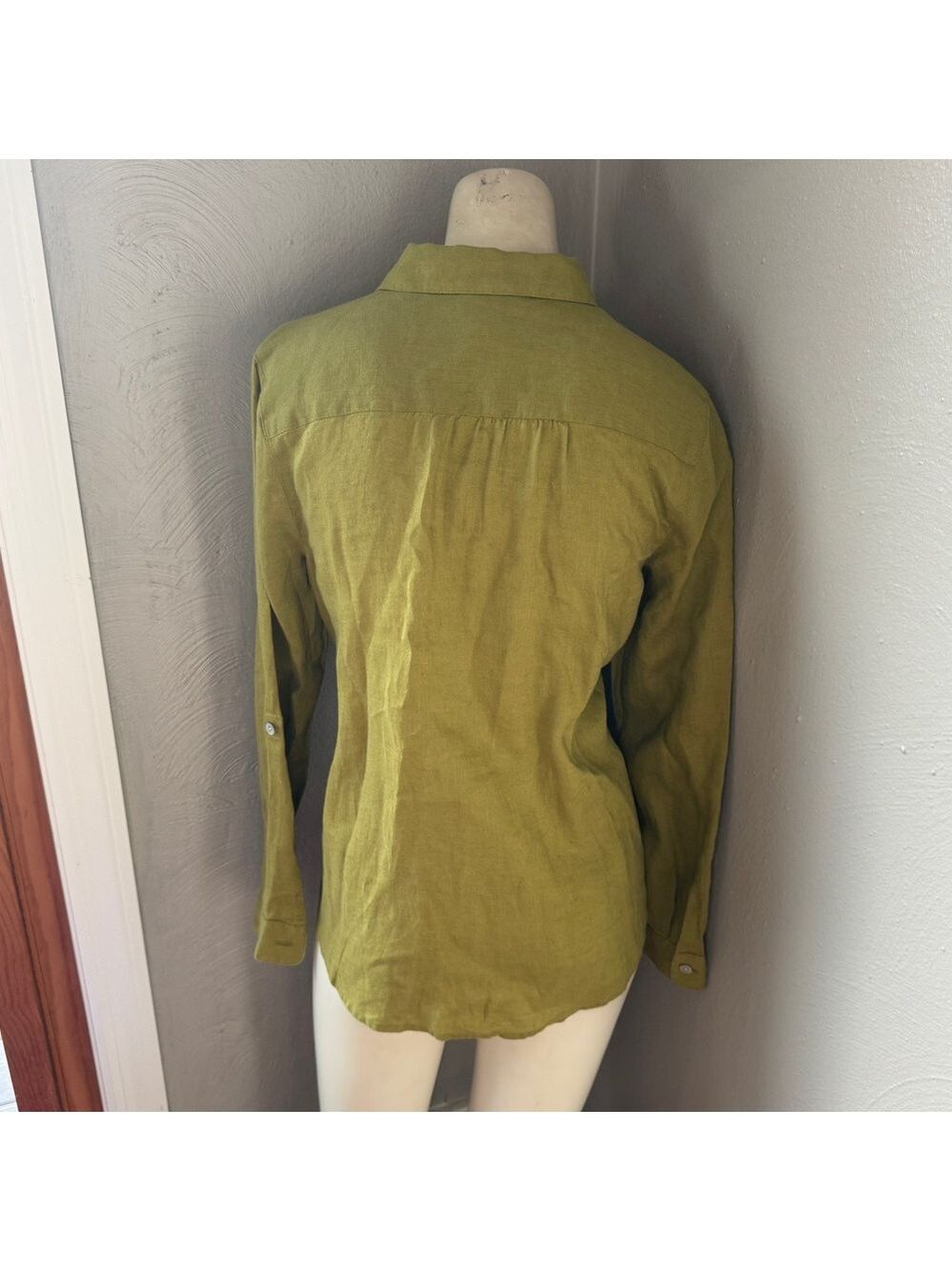 J. Jill "I love linen" button down shirt, olive color, size XS, linen - Picture 4 of 11